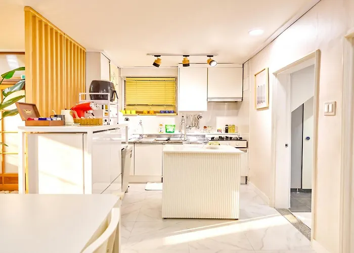 Jt Tailored Service Near Hyehwa Station * 首爾