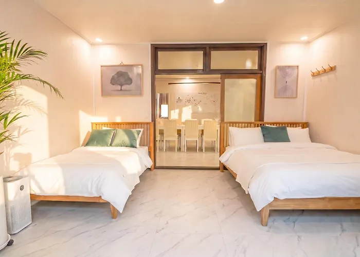 Jt Tailored Service Near Hyehwa Station