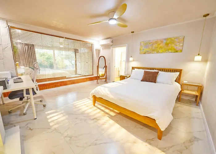 Jt Tailored Service Near Hyehwa Station 首爾